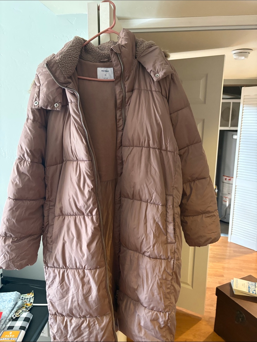 Old Navy Long Puffer Coat in Mauve Pink